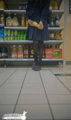 晚上看的小电影_高清动漫在线观看